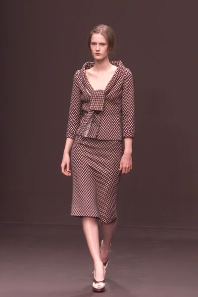 Look 24